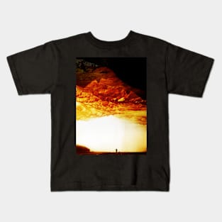 Isolation waterfall Kids T-Shirt